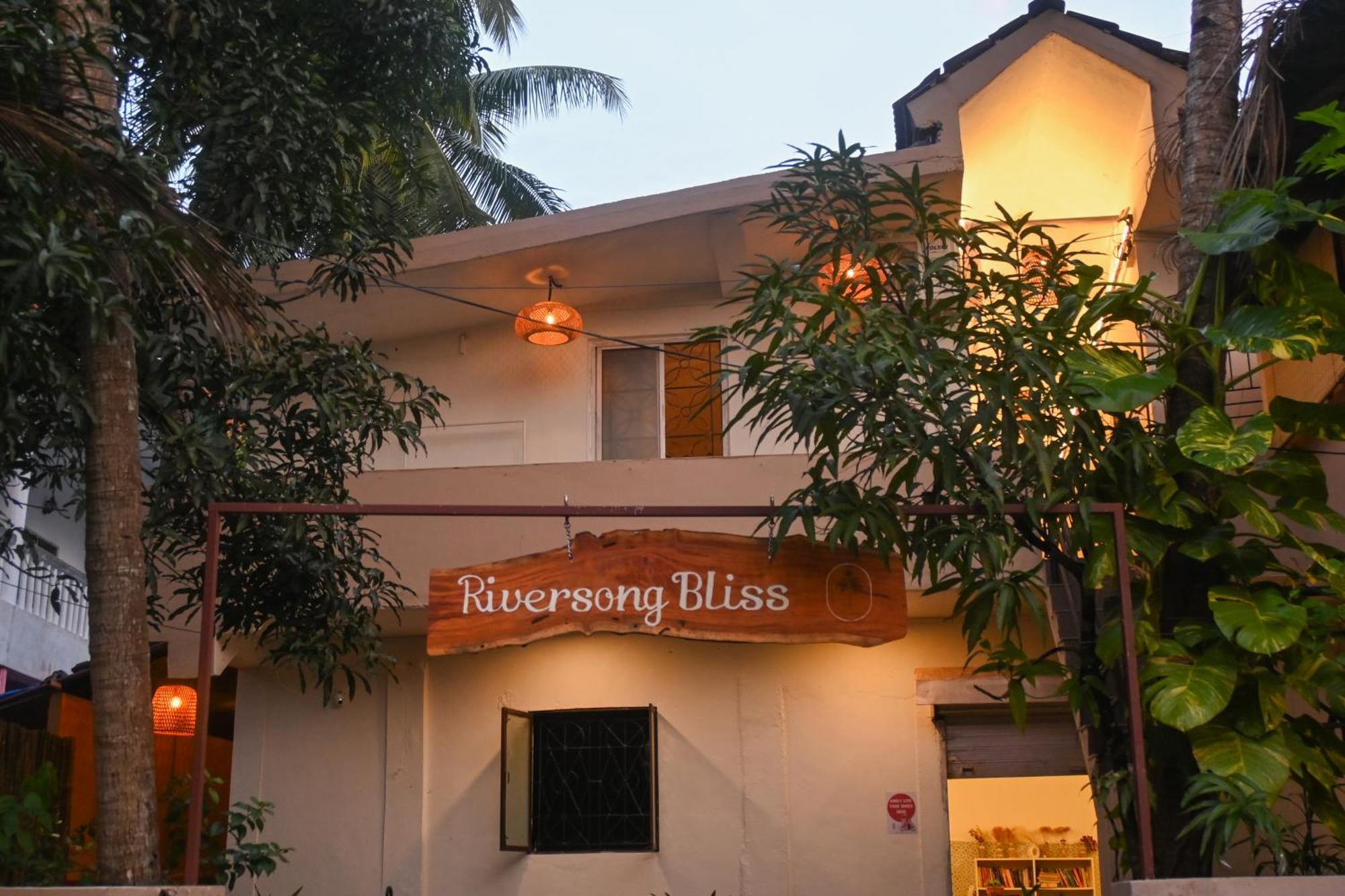 Riversong Bliss Hostel *